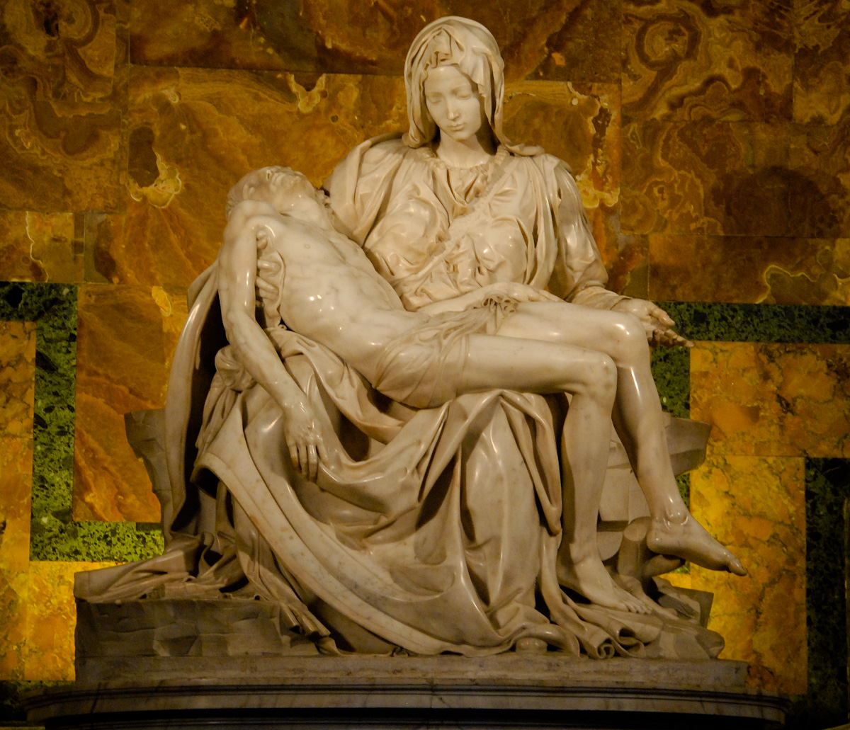 image of the statue of Pieta